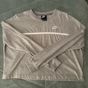 Nike Cropped T-shirt